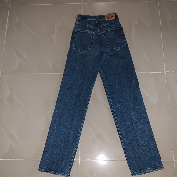 NWOT Levi's Premium Ribcage Straight Ankle Jeans - Picture 6 of 7